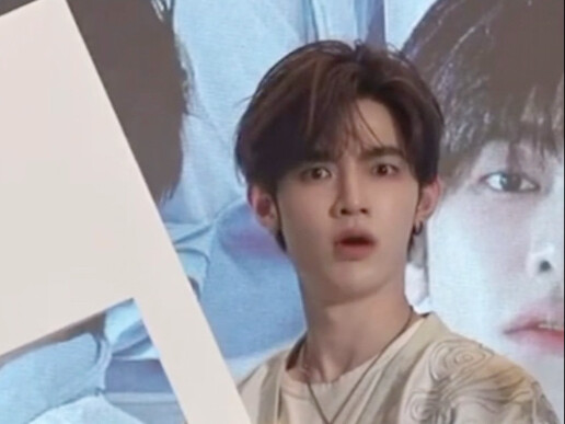 Các bạn đang nói đến cái gì sáu gì một vậy???