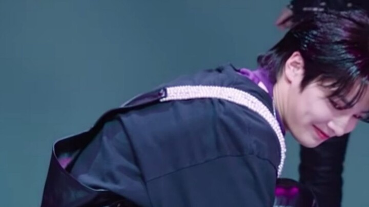 扒一扒《MANIAC》接力舞蹈的亿些小细节……