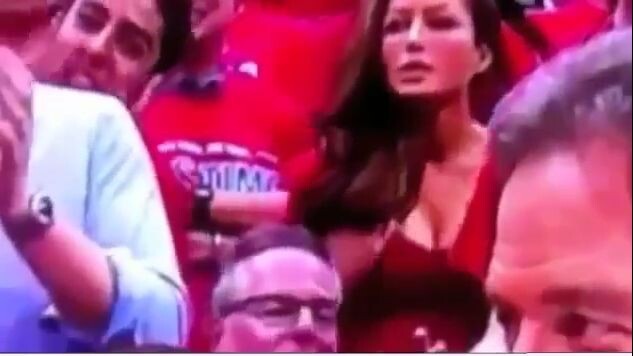 [FULL] Boob-Grabbing Clippers Fan is The New Katherine Webb