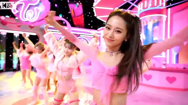 TWICE 'SCIENTIST' 一键换换装