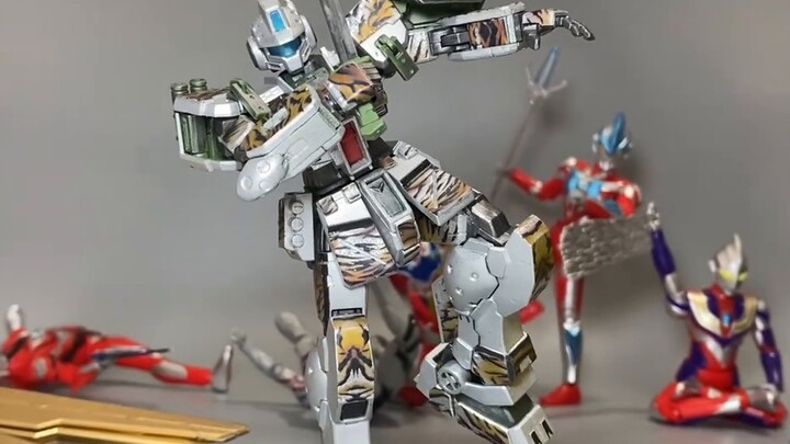 How to thin the thickness of nail art transfer paper on the model?