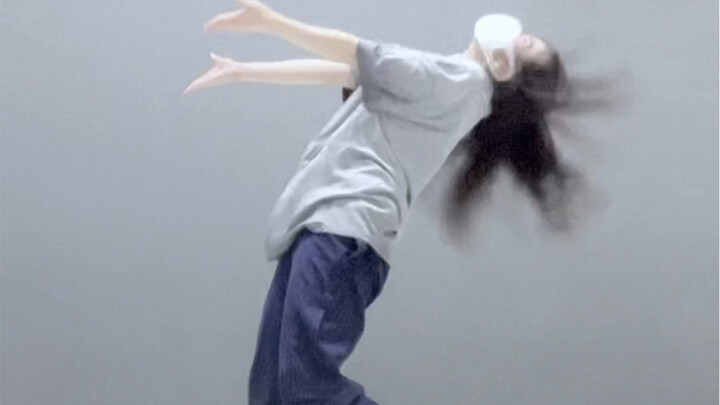 I danced to XG's new song GRL GVNG with 1000000% strength. It was so explosive that I felt like I wa