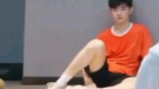【章昊翻跳】考古橘色昊昊完整cut/不看错亿
