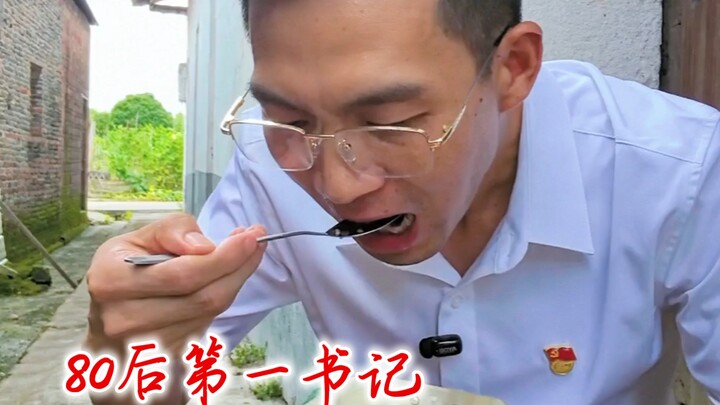 เลขาธิการพรรครุ่นยุค 80 คนแรก แต่สำหรับคนยุค 80 แล้ว ไม่มีอายุ 35 อีกต่อไป