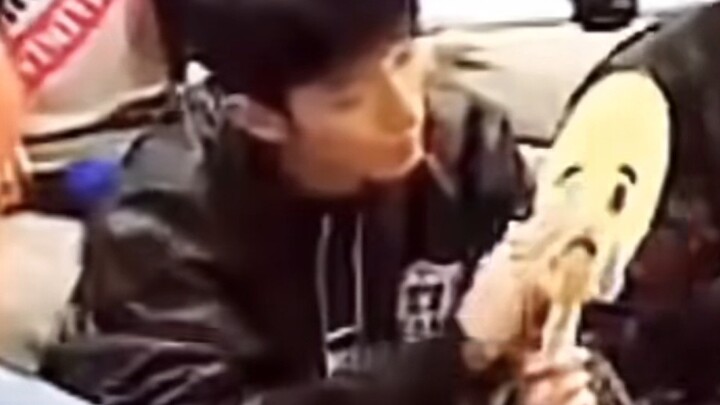 【Lee Seok-min】Lần đầu làm người của Somyi, tràn đầy sự đồng cảm với thế giới