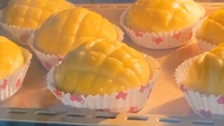 Cùng trải nghiệm những chiếc bánh “ Nở Rộ “ trong lò nướng nhé !! ^^