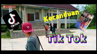 #film_komedi #film_lucu #film_tiktok #tiktok Film pendek komedi Gara-gara Tik tok Kecanduan Tik tok