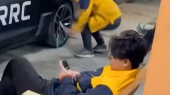 «وولونغ فنغتشو»