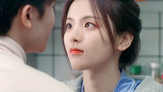 ไม่ล้อเล่นเลย ในรายการวาไรตี้นี้ เธอมีลุคที่เทียบได้กับไอดอลระดับท็อปเลย