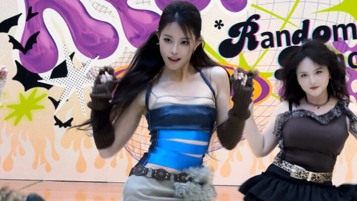 Tur promosi girl grup dari Universitas Hong Kong!