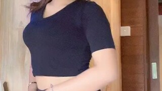 Tiktok goyang hot