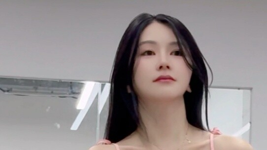 Every time we look at each other, I want to tell you that I like you #feelings come first #temperame