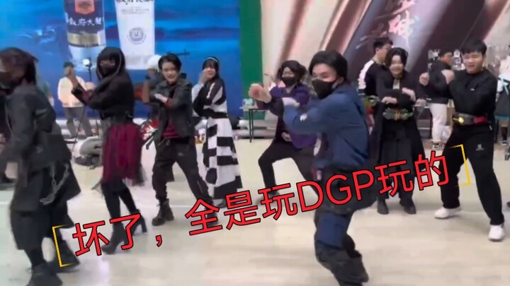 简  秀  吉 ，启  动  ！