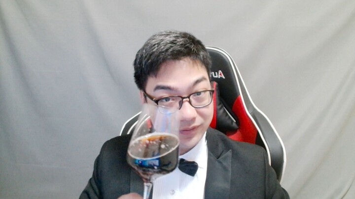 Hello everyone, I’m Ghost History Dong, Da Gua~