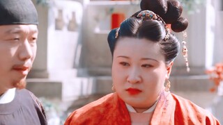 The most fortunate women are those who act cute—how could anyone resist a noble consort like this?