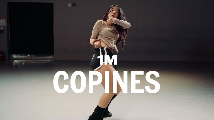 【1M】 Koreografi Hyewon "Copines"