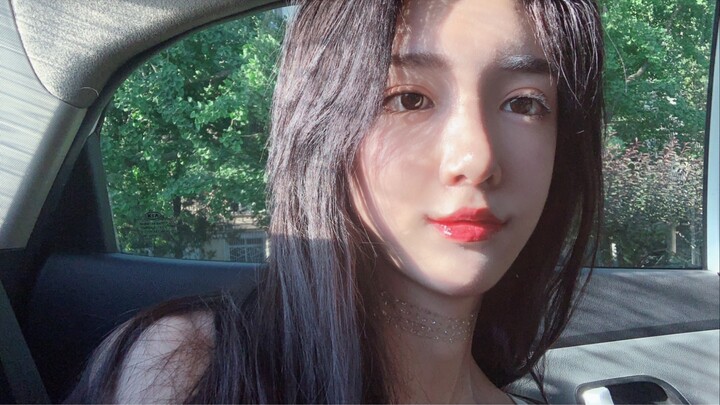 Koleksi VLOG Musim Panas Abbily (Termasuk Riasan Selebriti Wanita)