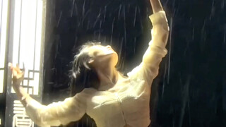 下雨了……