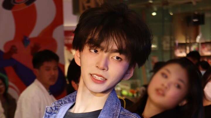 "Straight shots from the perspective of a fangirl!" A collection of random Kpop dance solo cuts by m