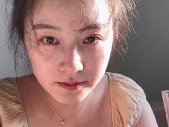 Vào xem ngực to đi