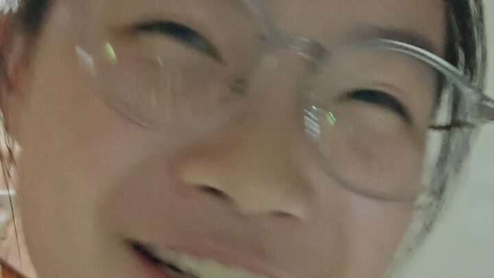 Bác trai về nhà rồi~
