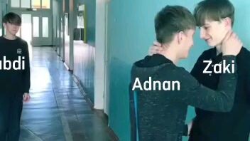 gw dan temen temen gw yang semua nya pada gay (kecuali gw)