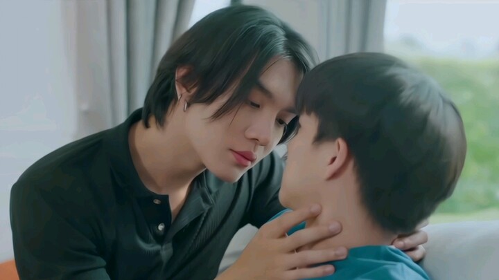 บอกหน่อยสิว่านี่คือรักหรือเปล่า ปากคุณไม่ซื่อสัตย์เลย