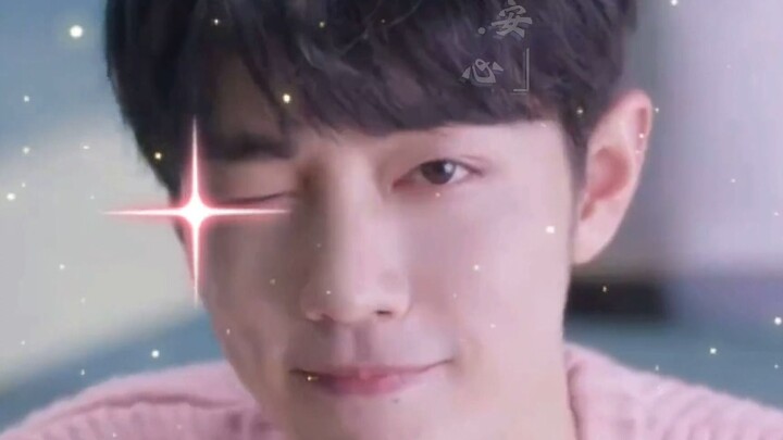 What you think Xiao Zhan is smiling, and what Xiao Zhan is actually smiling! One is so charming, the