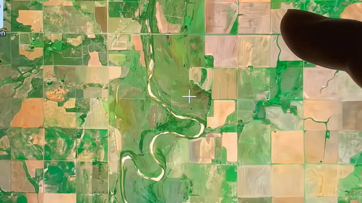 Tìm đại một chỗ nào đó, toàn là đất nông nghiệp, trồng được bao nhiêu lương thực đây chứ!