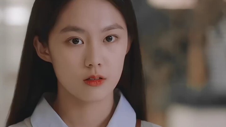 How cool is the way the legitimate wife's daughter lashes out at the mistress's daughter! #Dr. Cha J