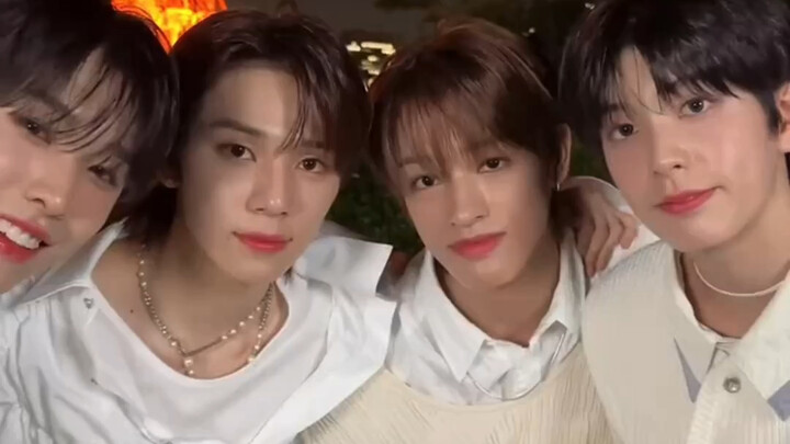 【NEXZ】ความแตกต่างด้านความอบอุ่นระหว่างไลน์ของน้องชายกับพี่ชาย