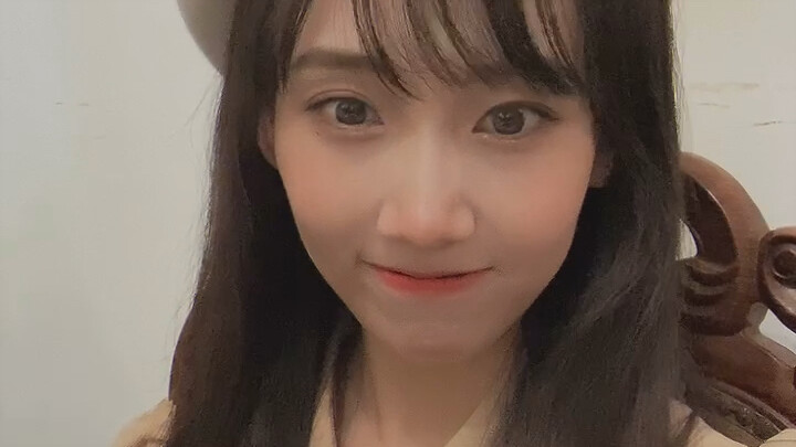 [ถึงซินซิน] [ถึงซินซิน] ลาล่า! สวัสดีปีใหม่ทุกคน~ หม้อไฟรีบๆ! อิอิ~~~