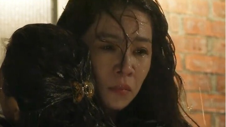 What remains unchanged is the rainy day is the hug, what changes is that I can also be your support