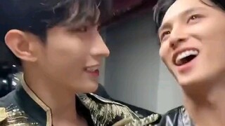 220826 SEVENTEEN Lee Seok-min DK Min-gyu đã trở lại, điểm dừng chân số 0