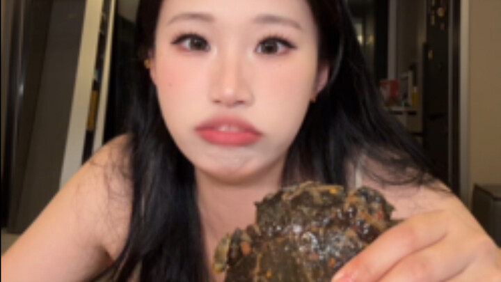 Có ai có thể lên tiếng thay cho ba ba không?