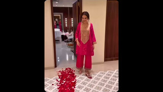 Asia's richest woman celebrates her birthday in a mansion worth 30 billion, and 30 of her 600 person