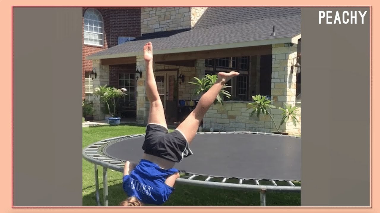 She Bounced Right Off the Trampoline! 😂😂 | Unlucky Fails | The Peachy Show Ep. 20 - Bilibili She Bounced Right Off the Trampoline! 😂😂 | Unlucky Fails | The Peachy Show Ep. 20 - Bilibili