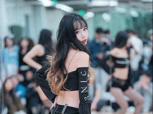 abracadabra nhảy mãi không chán chính là như thế này