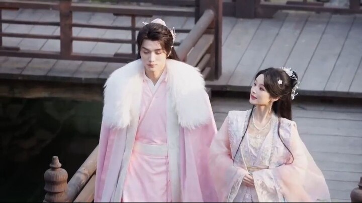 Then His Enemy Fell Madly in Love!  他成了死对头的替身，对方却爱他爱到失控！