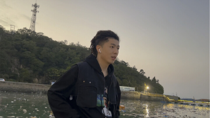 ผู้หญิงแบบไหนที่มองแวบเดียวก็รู้ว่าไม่มีตัง? คิดได้ตื้นๆ จริงๆ นะน้องชาย!