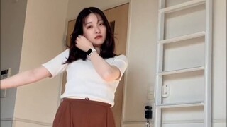 Đây có phải là thái độ mà cô ấy nên có không?