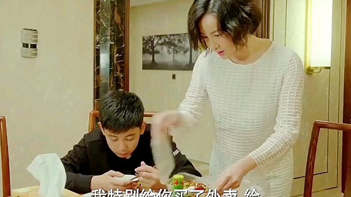 زوجة الأب الجبّارة تكسب اعتراف ابنها بأفعالها المباشرة