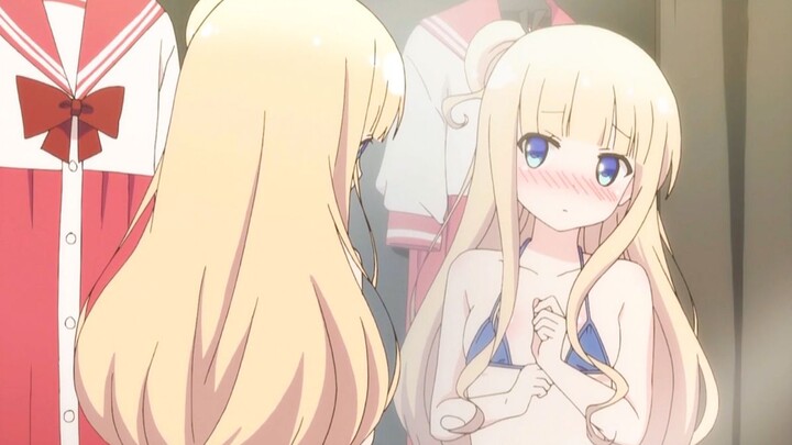 Girl, after you put on this swimsuit, the swimsuit store manager is about to crack!