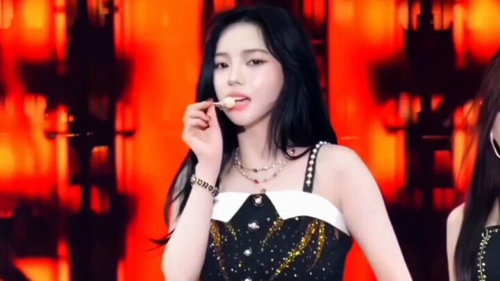 การร้องท่อนนี้ของเธอก็ถือว่าทำลายไปแล้ว