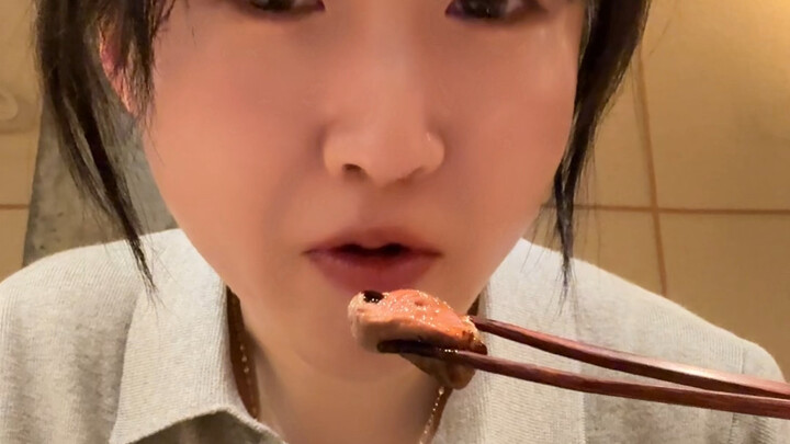 ชาวญี่ปุ่นทุ่มเทขนาดไหนเพื่อให้คุณรู้สึกว่าได้กินยากิโทริไปเยอะมาก