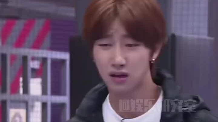 Is it just me, or does everything go hilariously wrong whenever Xu Minghao’s involved…? #XuMinghao