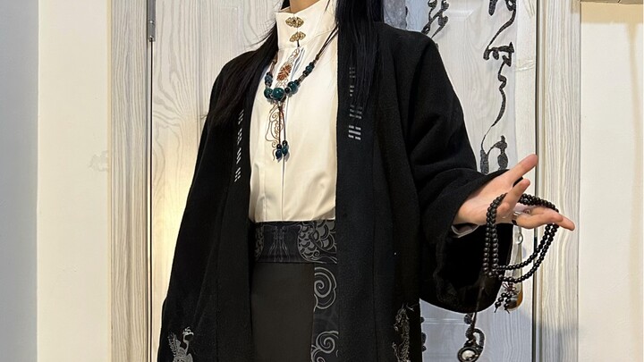 153cm | Baiklah, baiklah, akhirnya gaya Tiongkok modern juga menyasar yang bertubuh mungil, kan? Ker