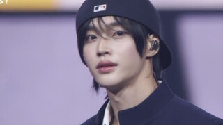 RIIZE Cover Hug 家族演唱会舞台