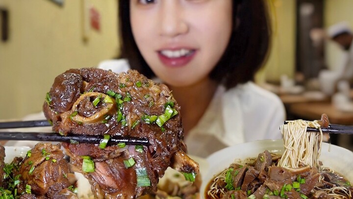 Omakase daging kambing, apa yang disajikan bos, itulah yang saya makan!