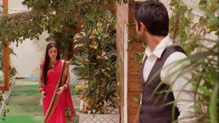 Iss Pyaar Ko Kya Naam Doon-200